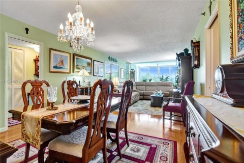 Condo in Pompano Beach, Florida, 3 bedrooms  № 1726943 - photo 7