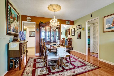Condo in Pompano Beach, Florida, 3 bedrooms  № 1726943 - photo 8