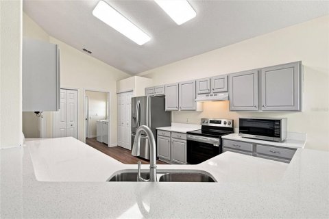 Villa ou maison à vendre à Davenport, Floride: 2 chambres, 174.38 m2 № 2334027 - photo 22