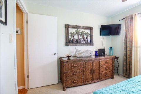 Apartment in Venice, Florida 2 bedrooms, 75.34 sq.m. № 213607 - photo 17