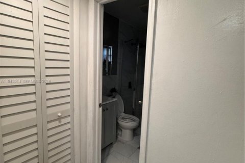 Villa ou maison à louer à West Park, Floride: 3 chambres, 77.95 m2 № 2001616 - photo 10