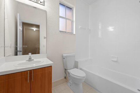 Townhouse in Homestead, Florida 4 bedrooms, 182.55 sq.m. № 2031012 - photo 21