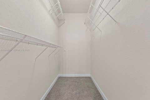 Townhouse in Homestead, Florida 4 bedrooms, 182.55 sq.m. № 2031012 - photo 26