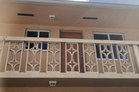 Appartement à Hialeah, Floride 2 chambres № 2055691