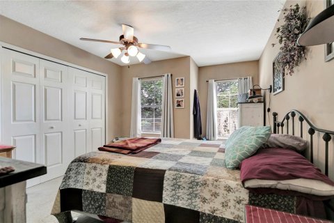 Adosado en venta en Valrico, Florida, 2 dormitorios, 144.93 m2 № 1767423 - foto 10