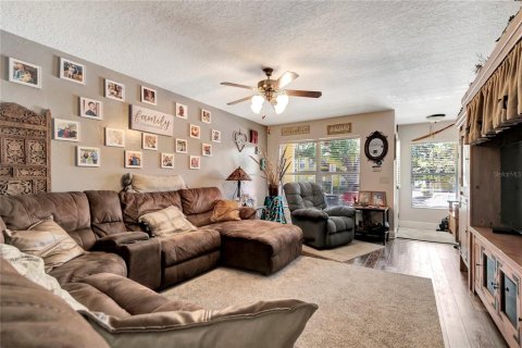 Adosado en venta en Valrico, Florida, 2 dormitorios, 144.93 m2 № 1767423 - foto 6