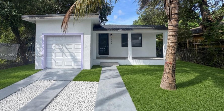 House in Miami, Florida 3 bedrooms, 105.35 sq.m. № 2401282