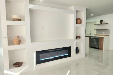 House in Plantation, Florida 2 bedrooms, 133.59 sq.m. № 1952208 - photo 5