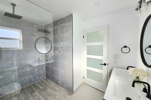 House in Plantation, Florida 2 bedrooms, 133.59 sq.m. № 1952208 - photo 26