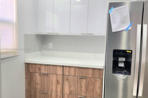 House in Plantation, Florida 2 bedrooms, 133.59 sq.m. № 1952208 - photo 16