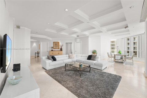 Condominio en venta en Aventura, Florida, 3 dormitorios, 203.46 m2 № 2022607 - foto 5