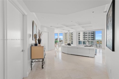 Condominio en venta en Aventura, Florida, 3 dormitorios, 203.46 m2 № 2022607 - foto 2