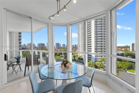 Condominio en venta en Aventura, Florida, 3 dormitorios, 203.46 m2 № 2022607 - foto 25