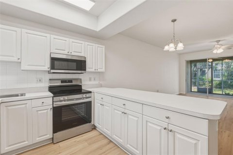 Condominio en alquiler en Sarasota, Florida, 2 dormitorios, 99.22 m2 № 2106202 - foto 8