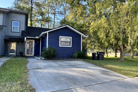 Villa ou maison à louer à Jacksonville, Floride: 2 chambres, 94.3 m2 № 822244 - photo 1