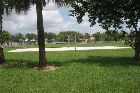 Condo in Coral Springs, Florida, 1 bedroom  № 2068716 - photo 17