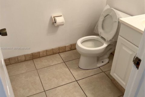 Condo in Coral Springs, Florida, 1 bedroom  № 2068716 - photo 7