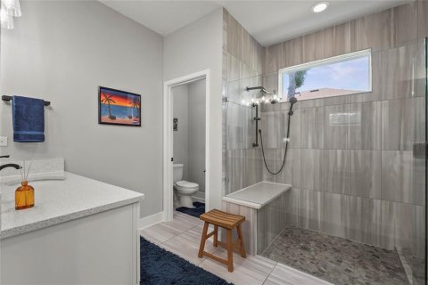 Casa en venta en Sarasota, Florida, 4 dormitorios, 305.18 m2 № 1898863 - foto 27