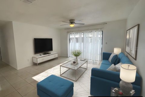 Casa en alquiler en Pinellas Park, Florida, 2 dormitorios, 90.58 m2 № 1872943 - foto 2