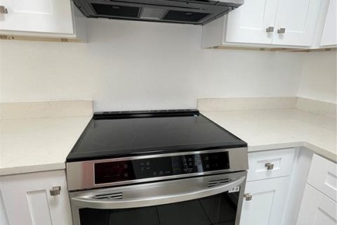 Casa en alquiler en Pinellas Park, Florida, 2 dormitorios, 90.58 m2 № 1872943 - foto 8