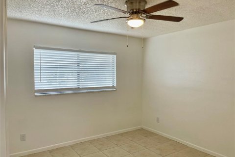 Casa en alquiler en Pinellas Park, Florida, 2 dormitorios, 90.58 m2 № 1872943 - foto 15