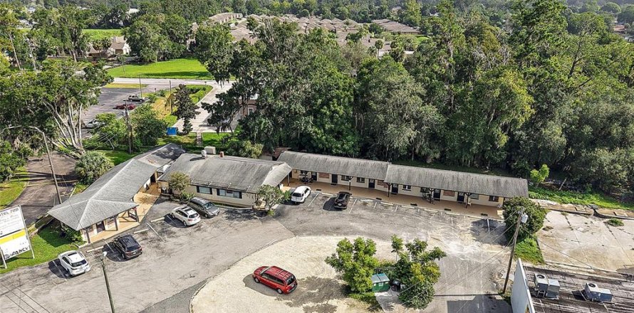 Immobilier commercial à Belleview, Floride 501.95 m2 № 1919031