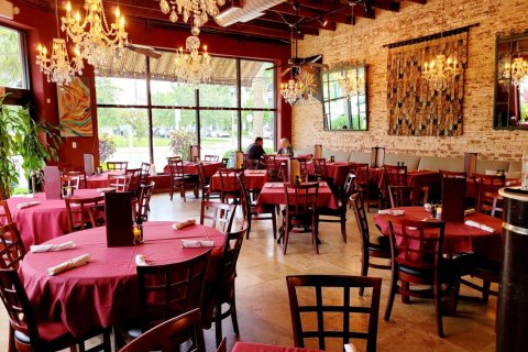 Propiedad comercial en alquiler en West Palm Beach, Florida, 1 dormitorio, 74.69 m2 № 1096453 - foto 1