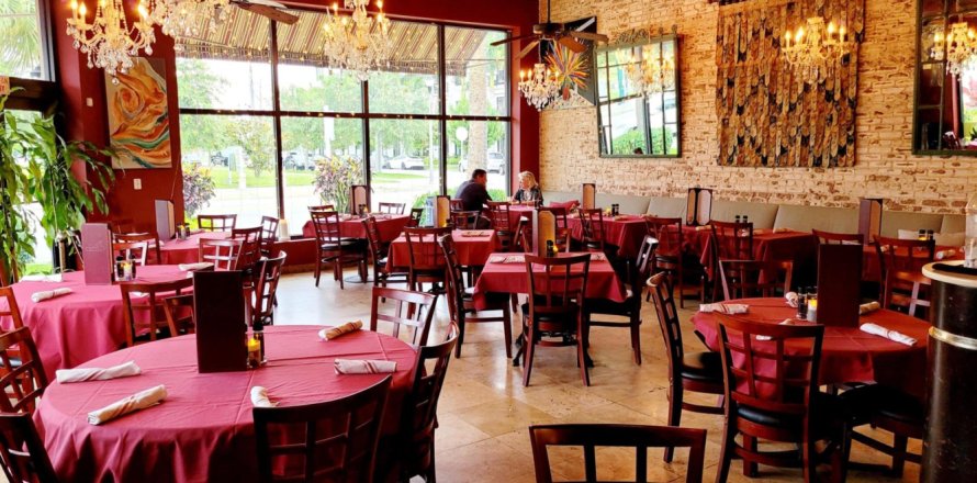Propiedad comercial en West Palm Beach, Florida 1 dormitorio, 74.69 m2 № 1096453