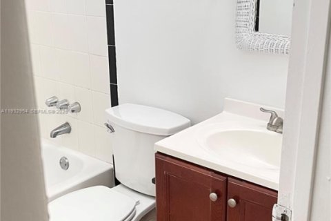 Propiedad comercial en venta en Davie, Florida, 184.13 m2 № 1991788 - foto 15