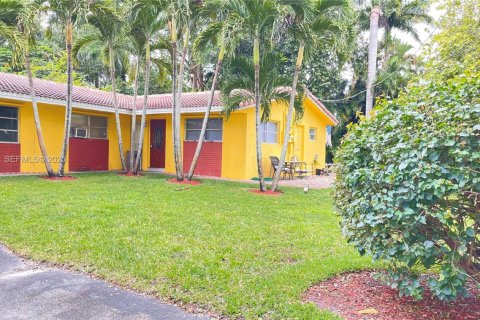 Propiedad comercial en venta en Davie, Florida, 184.13 m2 № 1991788 - foto 19