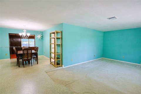 Villa ou maison à vendre à Miami, Floride: 3 chambres, 192.77 m2 № 1752157 - photo 25