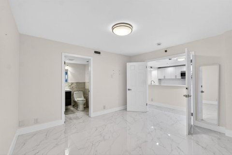 Copropriété à louer à West Palm Beach, Floride: 2 chambres, 109.44 m2 № 2387106 - photo 16