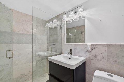 Copropriété à louer à West Palm Beach, Floride: 2 chambres, 109.44 m2 № 2387106 - photo 17