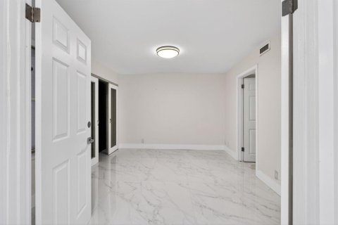 Copropriété à louer à West Palm Beach, Floride: 2 chambres, 109.44 m2 № 2387106 - photo 23
