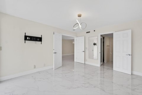Copropriété à louer à West Palm Beach, Floride: 2 chambres, 109.44 m2 № 2387106 - photo 8