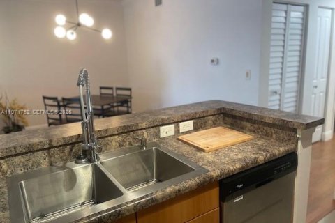 Купить кондоминиум в Корал-Спрингс, Флорида 2 спальни, 104.33м2, № 2032404 - фото 14