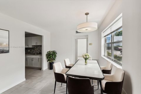 Condo in Delray Beach, Florida, 1 bedroom  № 1882435 - photo 9