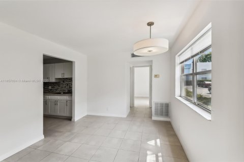 Condo in Delray Beach, Florida, 1 bedroom  № 1882435 - photo 8