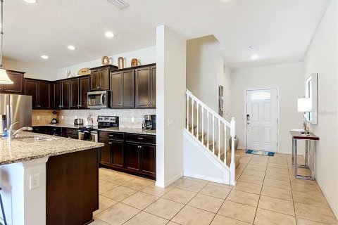 Adosado en venta en Kissimmee, Florida, 4 dormitorios, 195.28 m2 № 2219713 - foto 3
