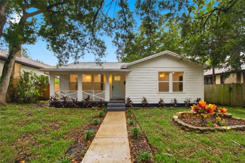 Villa ou maison à Saint Petersburg, Floride 4 chambres, 202.53 m2 № 2408997