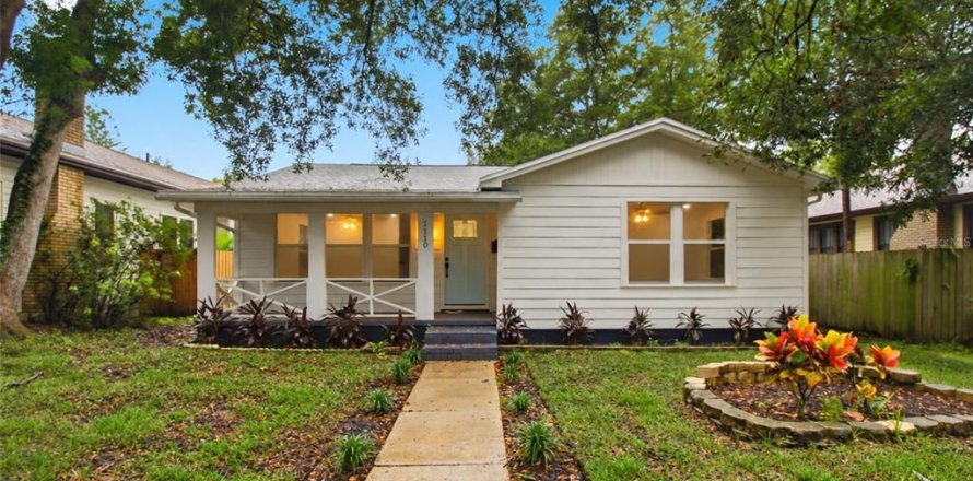 Villa ou maison à Saint Petersburg, Floride 4 chambres, 202.53 m2 № 2408997