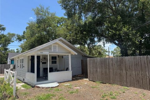 Immobilier commercial à vendre à Saint Petersburg, Floride: 2 chambres, 120.4 m2 № 2091772 - photo 2