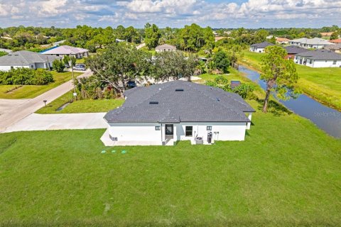 Commercial property in Lehigh Acres, Florida 111.48 sq.m. № 2421956 - photo 24