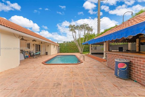 Casa en venta en Miami, Florida, 4 dormitorios, 188.13 m2 № 2007988 - foto 23
