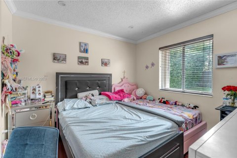 Casa en venta en Miami, Florida, 4 dormitorios, 188.13 m2 № 2007988 - foto 16