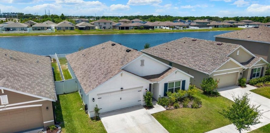 Villa ou maison à Ruskin, Floride 4 chambres, 169.83 m2 № 2199027