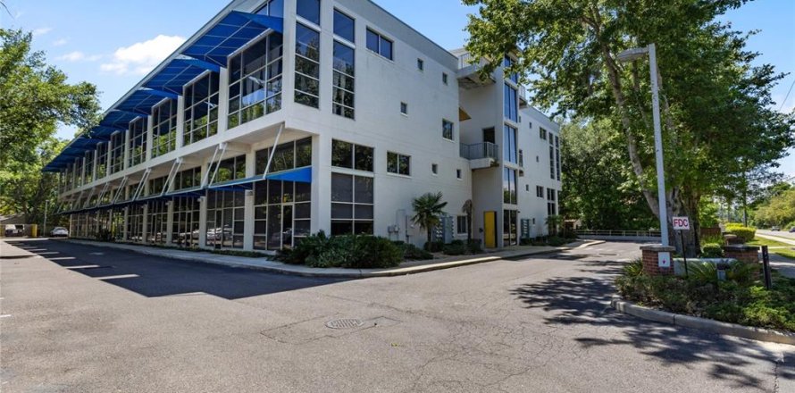 Condo in Gainesville, Florida, 3 bedrooms № 1637590