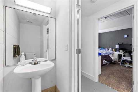 Condo in Gainesville, Florida, 3 bedrooms  № 1637590 - photo 14