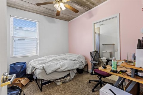 Condo in Gainesville, Florida, 3 bedrooms  № 1637590 - photo 15