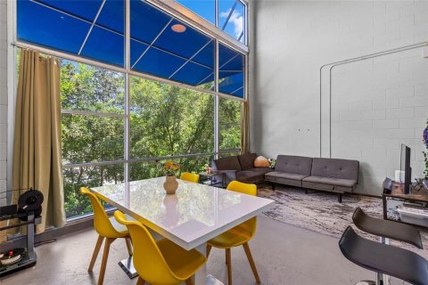 Condo in Gainesville, Florida, 3 bedrooms  № 1637590 - photo 13
